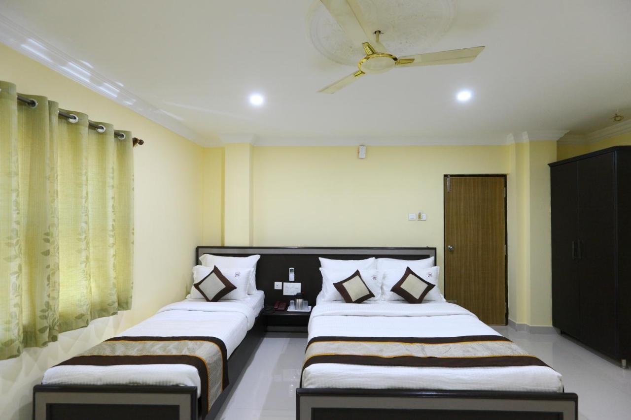 Saibala Lnn Hotel Chennai Bagian luar foto