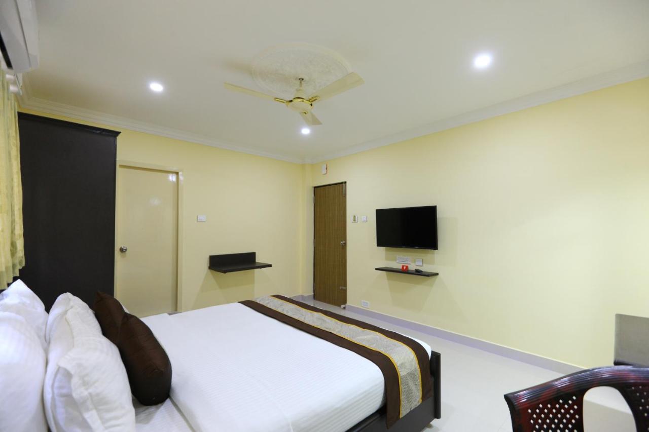 Saibala Lnn Hotel Chennai Bagian luar foto