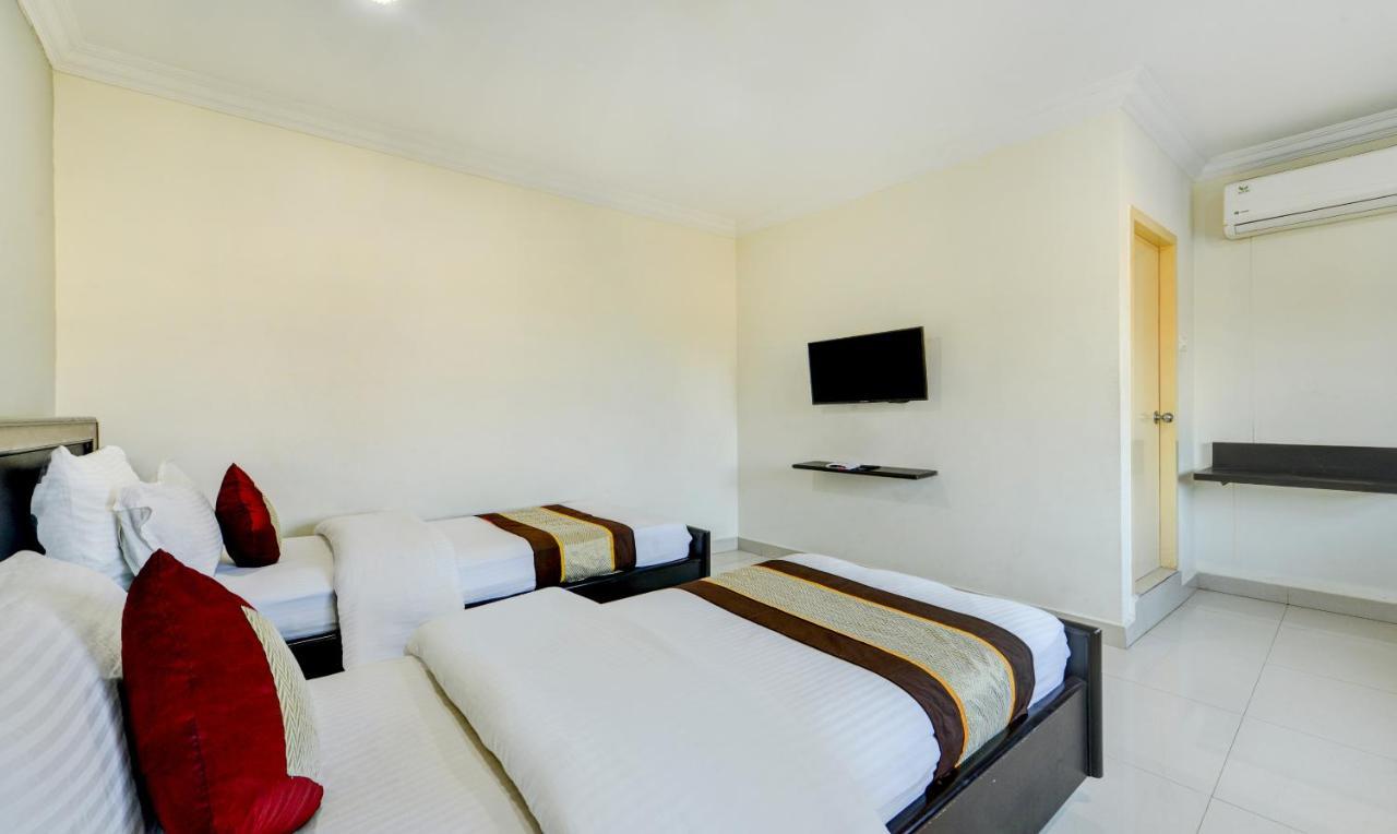 Saibala Lnn Hotel Chennai Bagian luar foto